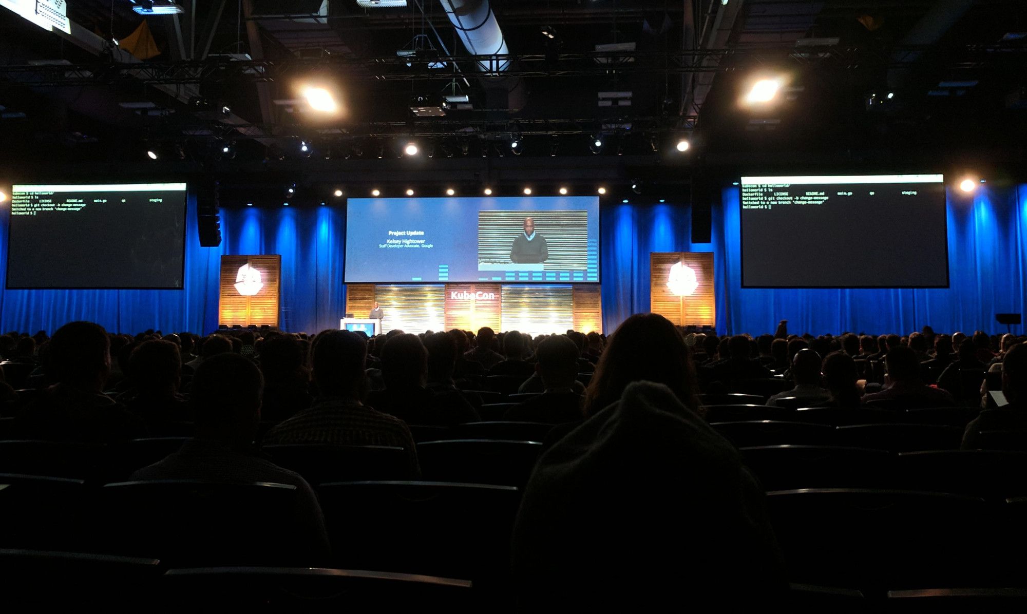 KubeCon: Keynote Kelsey Hightower at it again